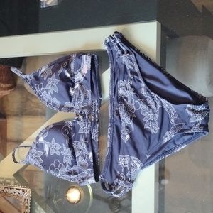 Roxy bikini small top and medium bottoms